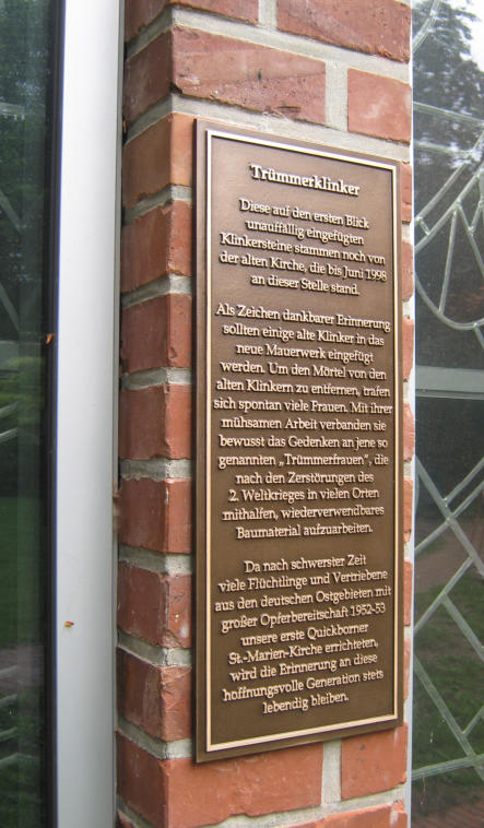 Bronzegusstafel mit innenliegendem Rand und umfangreichem Text