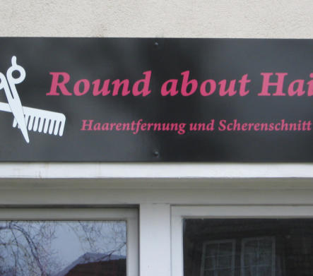 Aussenwandschild aus Aluverbund mit Folienplott