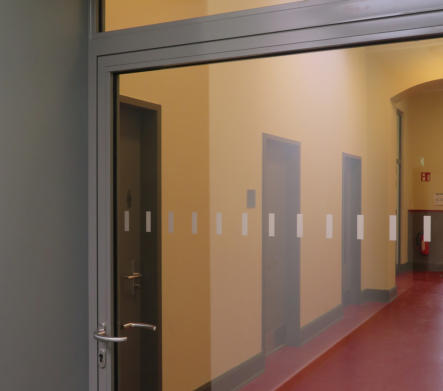 Auflaufschutz aus mattierter Glasdekorfolie